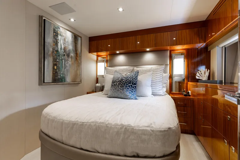 Slide: The Image of Luxurious bedroom interior of 2014 Hatteras 80 Motor Yacht Sky Lounge. - 49