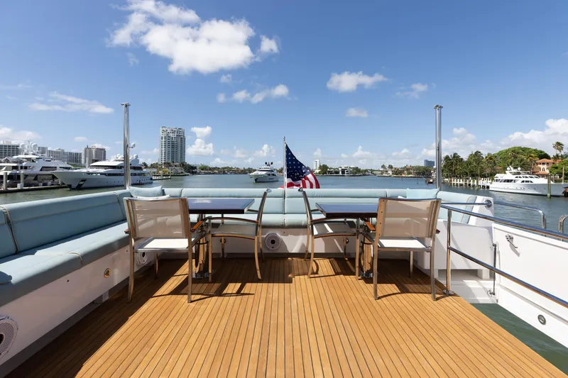 Slide: The Image of Hatteras 80 Motor Yacht 2014 - 64