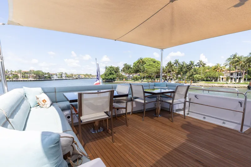 Slide: The Image of Hatteras 80 Motor Yacht 2014 - 66