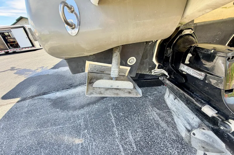 Slide: The Image of 2008 Sea Ray 300 SLX boat stern with MerCruiser outdrive on a trailer. - 34