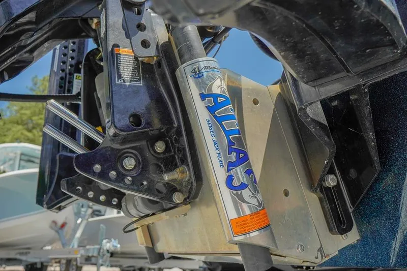 Slide: The Image of Close-up of Atlas jack plate on 2025 Ranger Z520 boat. - 11