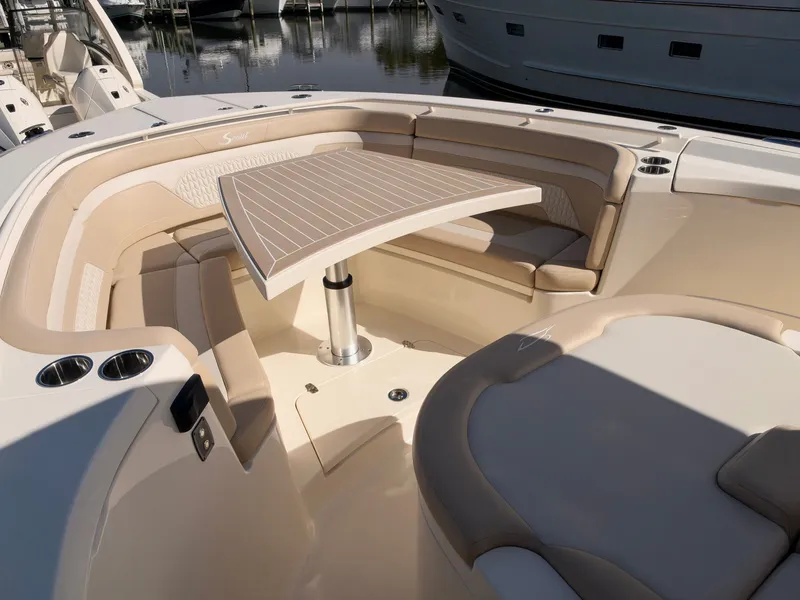 Slide: The Image of Scout 330 LXF 2027 - 37