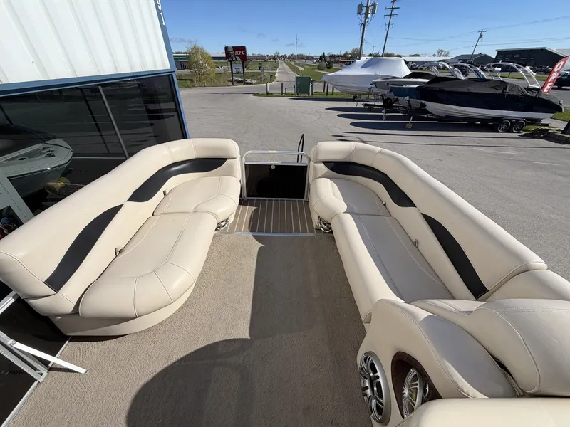 Slide: The Image of Interior of a 2014 Godfrey Aqua Patio CB 240 pontoon boat. - 7