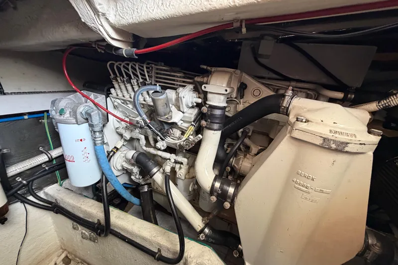 Slide: The Image of Engine compartment of a 2001 Maxum 4600 SCB Limited Edition yacht. - 46
