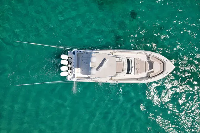 Slide: The Image of Boston Whaler 420 Outrage 2018 - 38