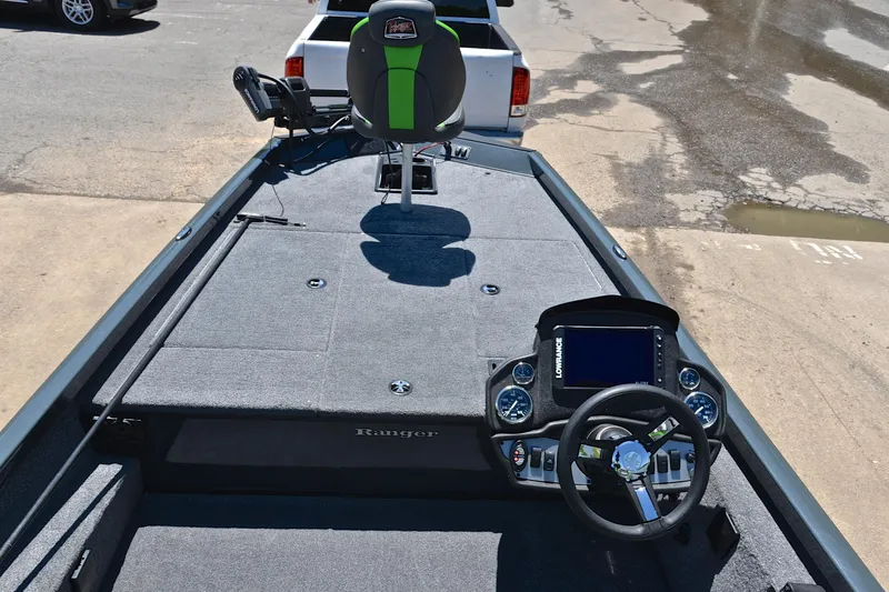 Slide: The Image of 2025 Ranger RT188 boat interior with steering console and seating. - 20