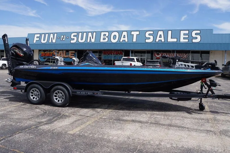 The Image of 2026 Skeeter ZXE21 boat at Fun-N-Sun Boat Sales dealership. - 0