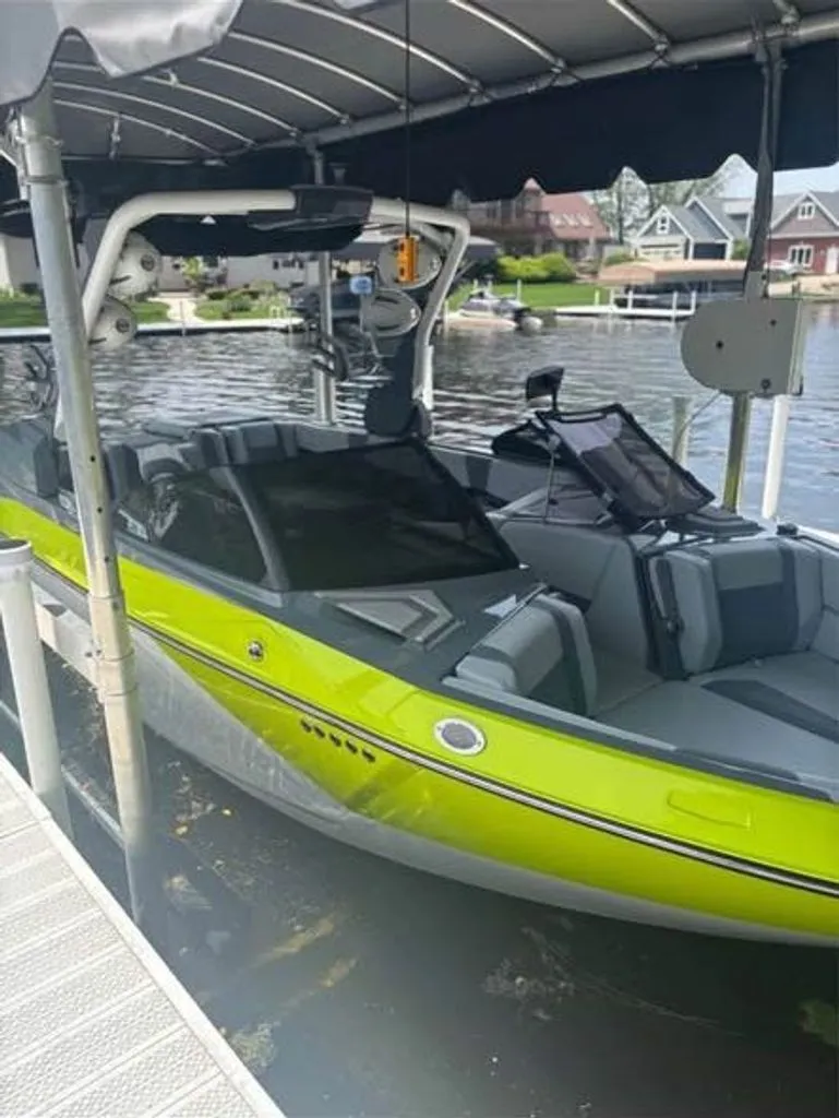 The Image of Malibu Wakesetter 23 LSV 2024 - 0
