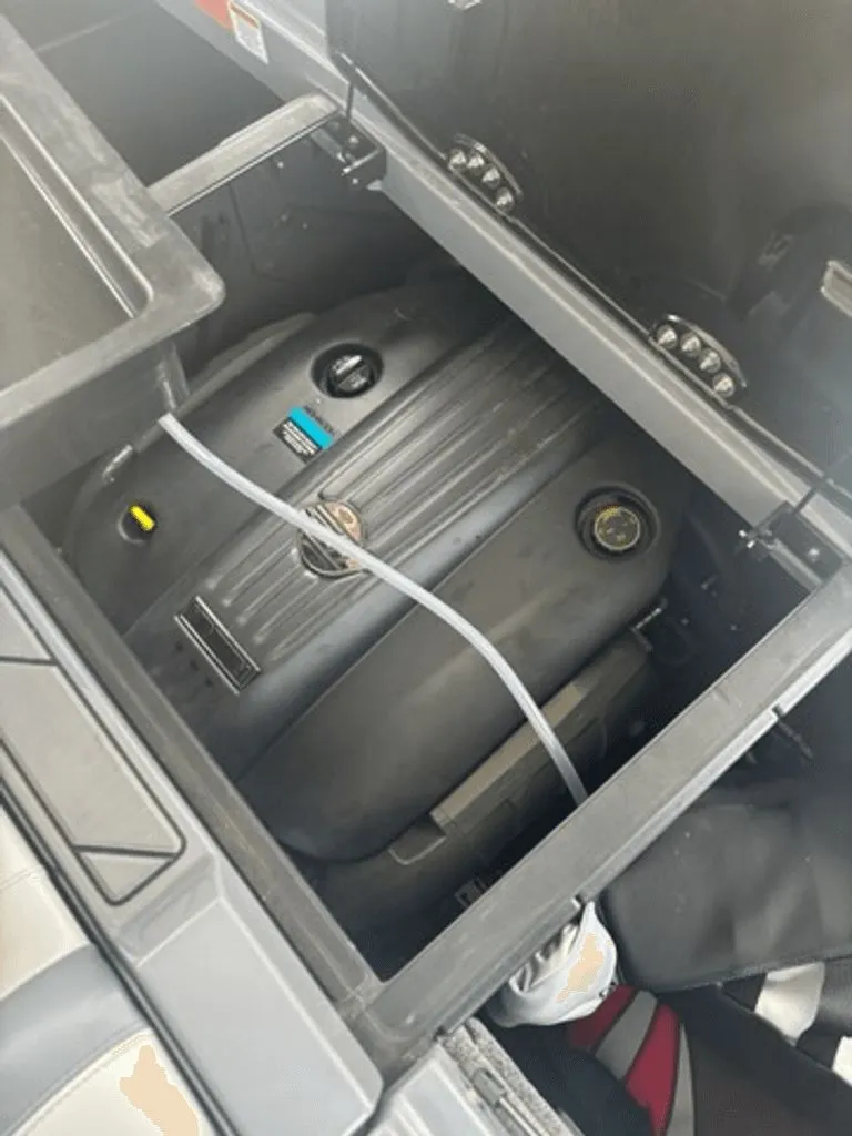 Slide: The Image of Malibu Wakesetter 23 LSV 2024 - 21
