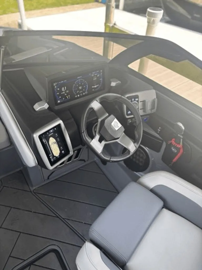 Slide: The Image of Malibu Wakesetter 23 LSV 2024 - 6
