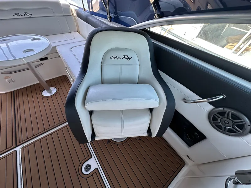 Slide: The Image of Interior of a 2014 Sea Ray 260 Sundeck boat. - 16