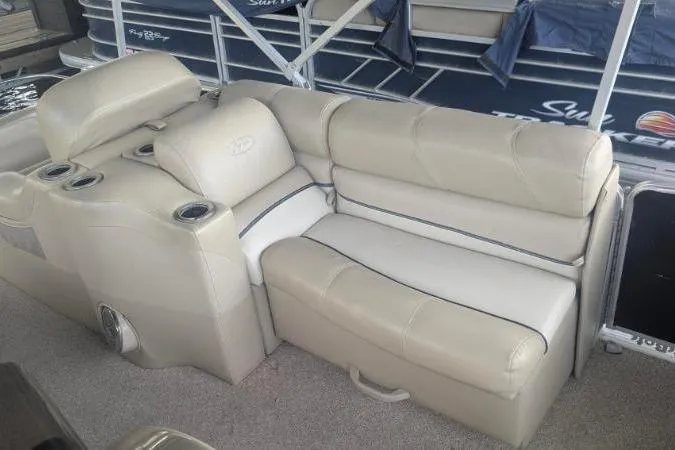 Slide: The Image of Luxurious seating on a 2012 Harris FloteBote 230 Grand Mariner SEL pontoon boat. - 6