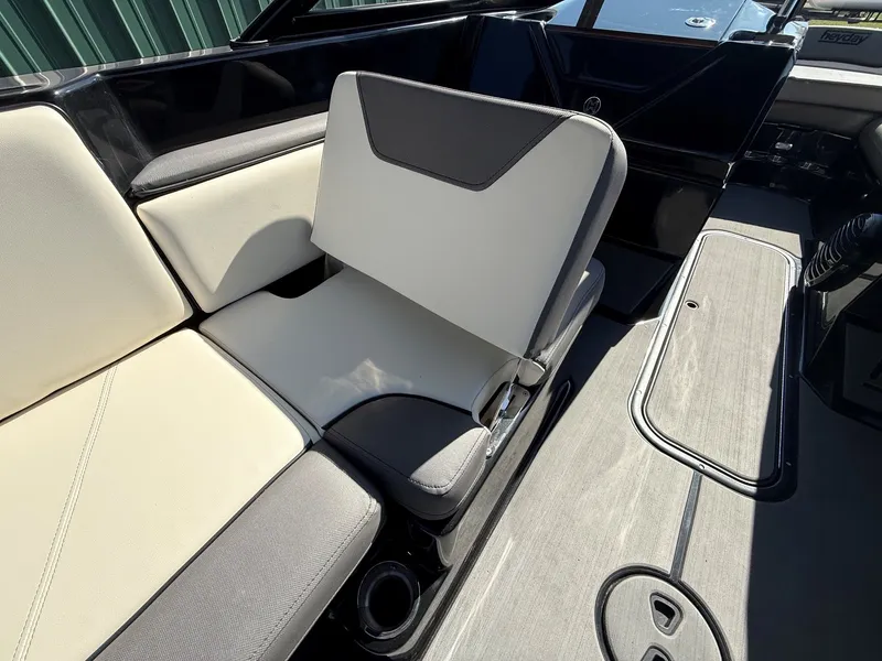 Slide: The Image of Interior of 2023 Heyday WTSurf with gray and white seating. - 26