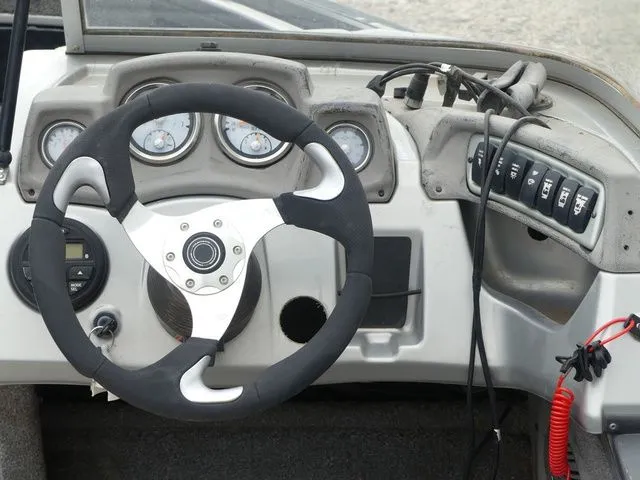 Slide: The Image of Tracker Targa V-18 WT 2016 - 25