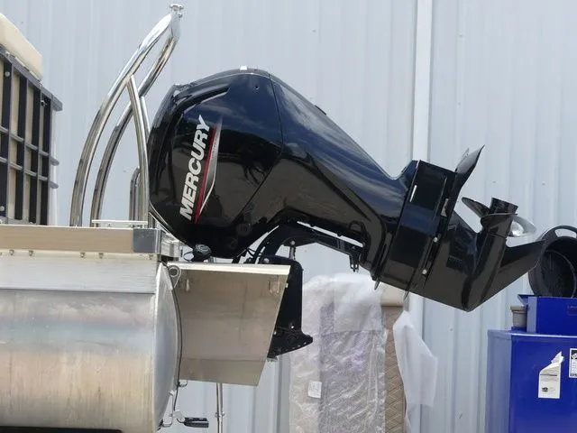 Slide: The Image of Massimo P-24 LIMITED 2023 - 44