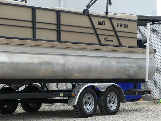 Slide: The Image of Massimo P-24 LIMITED 2023 - 7