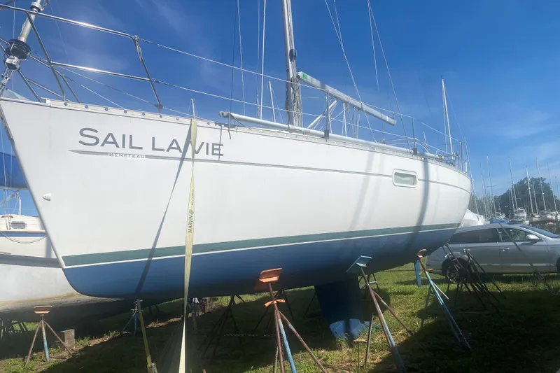 Slide: The Image of 2002 Beneteau Oceanis Clipper 361 sailboat on stands, named "Sail La Vie." - 32