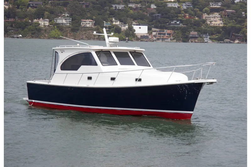 The Image of Mainship Pilot 34 Sedan 2001 - 0
