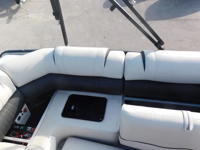Slide: The Image of Interior of Avalon Ambassador Funship 27' 2020 with seating area. - 16