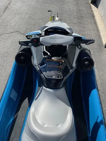Slide: The Image of Sea-Doo GTX 155 2019 - 6