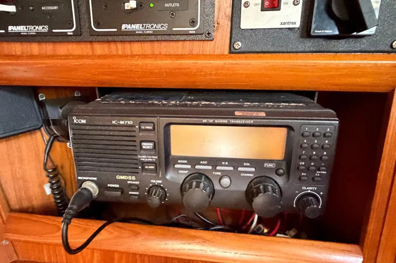 Slide: The Image of ICOM IC-M710 marine transceiver on 1998 Jeanneau Sun Odyssey 45.2 yacht. - 47