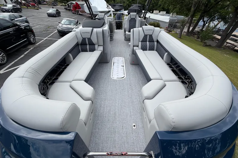 Slide: The Image of 2026 Harris Grand Mariner 250 CWDH pontoon boat with luxurious seating and modern design. - 6
