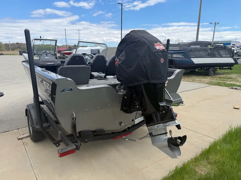 Slide: The Image of 2021 Crestliner 1750 Super Hawk boat with outboard motor. - 5