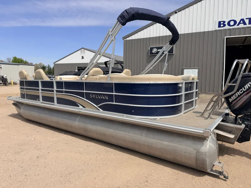Slide: The Image of Sylvan Mirage 8524 LE & 150HP Mercury 4Stroke - $29,995 2016 - 59