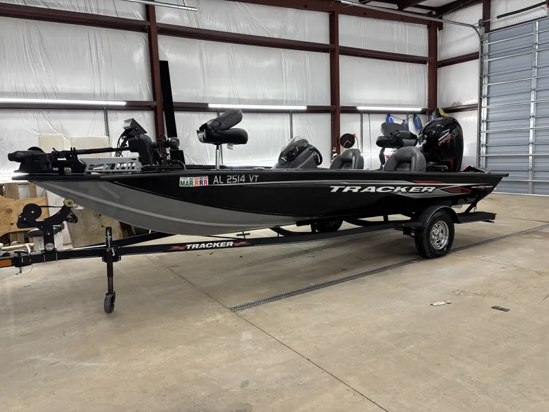 Slide: The Image of 2023 Tracker 190TX TE boat in warehouse. - 3