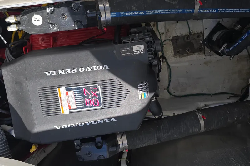 Slide: The Image of Volvo Penta 5.7 GXI engine in a 2006 Carver 36 Mariner boat. - 50