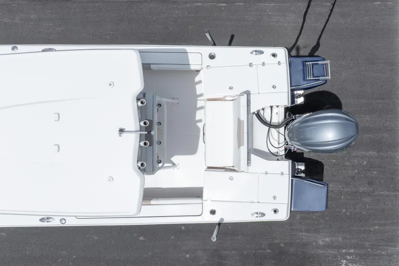Slide: The Image of Overhead view of 2024 Robalo 246 Cayman boat with outboard motor. - 51