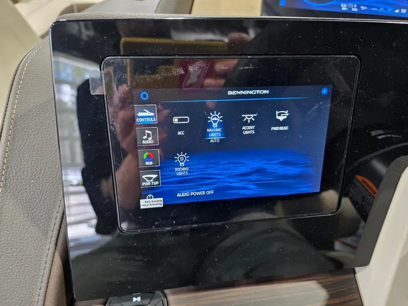 Slide: The Image of Bennington 25QFB ESP TRI PB 2026 control panel with touchscreen display. - 22