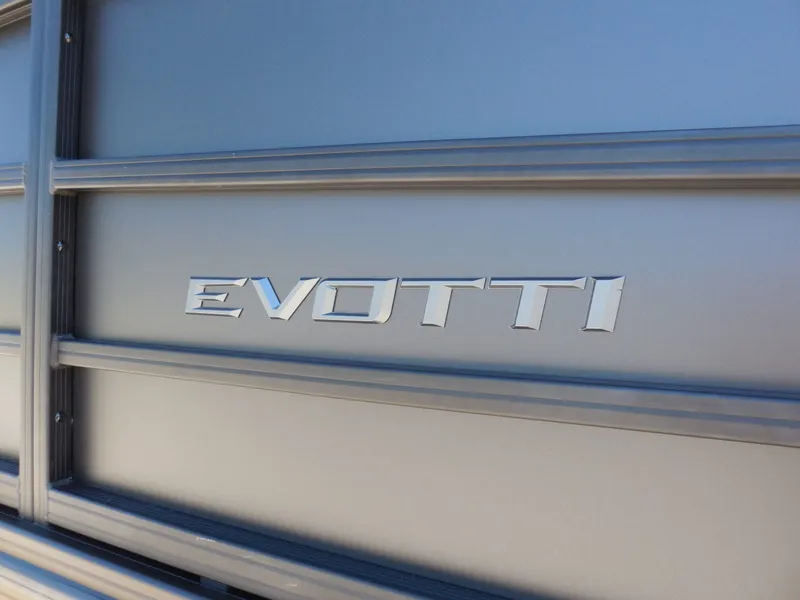 Slide: The Image of Evotti 525 CS 2026 - 10
