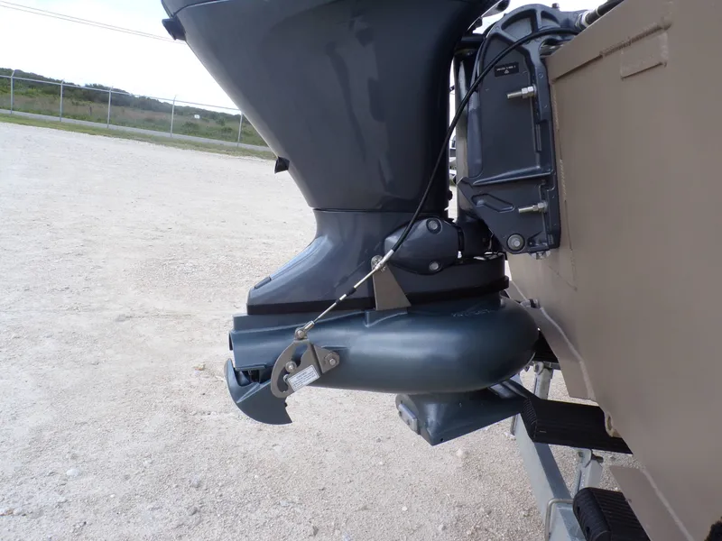 Slide: The Image of Weldcraft 1850 MUVDD SP DLX CC FO 2026 outboard motor close-up. - 26
