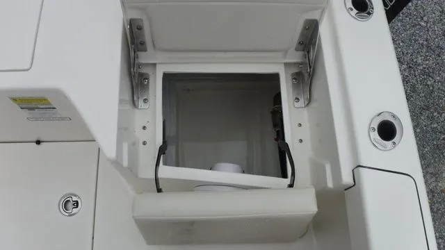 Slide: The Image of Pathfinder 2500 Hybrid 2026 - 24