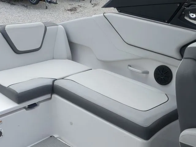 Slide: The Image of Yamaha AR250 2022 - 19