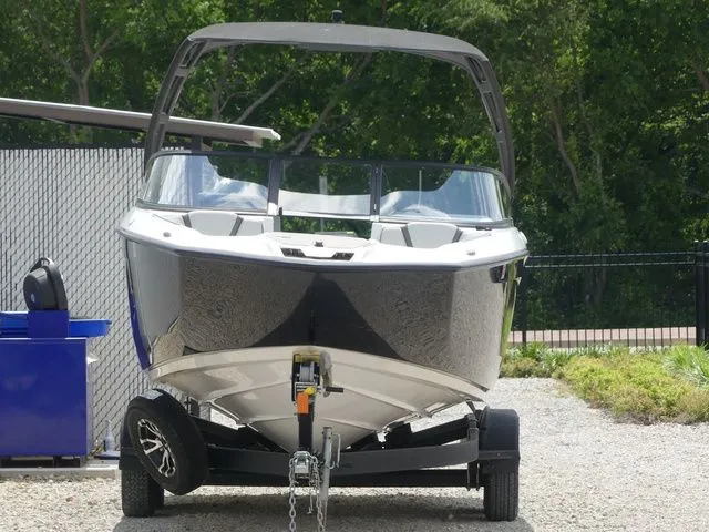 Slide: The Image of Yamaha AR250 2022 - 4