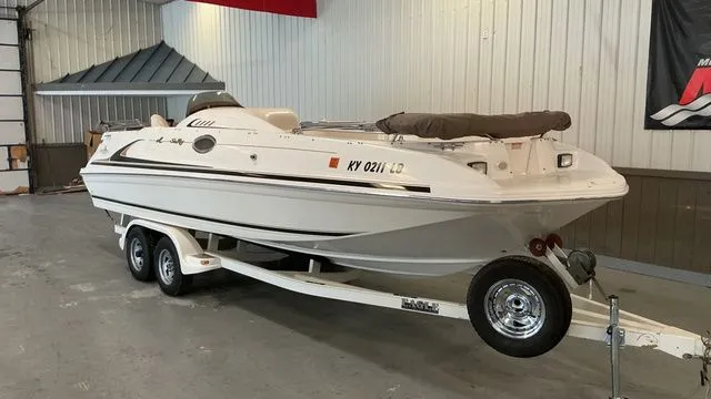 Slide: The Image of Sea Ray 240 Sundeck 1997 - 7