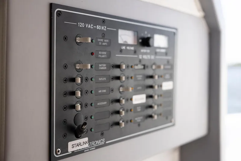 Slide: The Image of Electrical control panel on a 2013 Zeta Elle 34 Custom boat. - 40