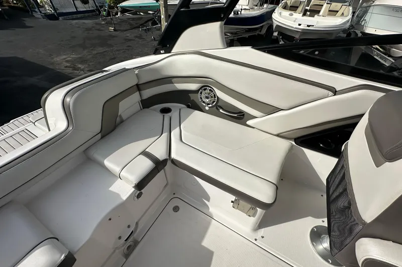 Slide: The Image of 2017 Yamaha Boats 242 Limited S interior seating with sleek design and modern features. - 24