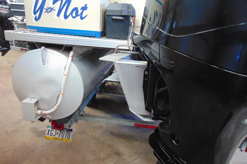 Slide: The Image of 2010 Bentley Pontoons 220 Fish boat rear view with motor and trailer. - 5