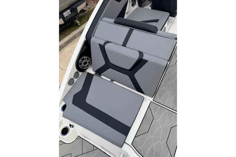 Slide: The Image of Interior of Yamaha Boats 222XD 2026 with gray upholstery. - 9