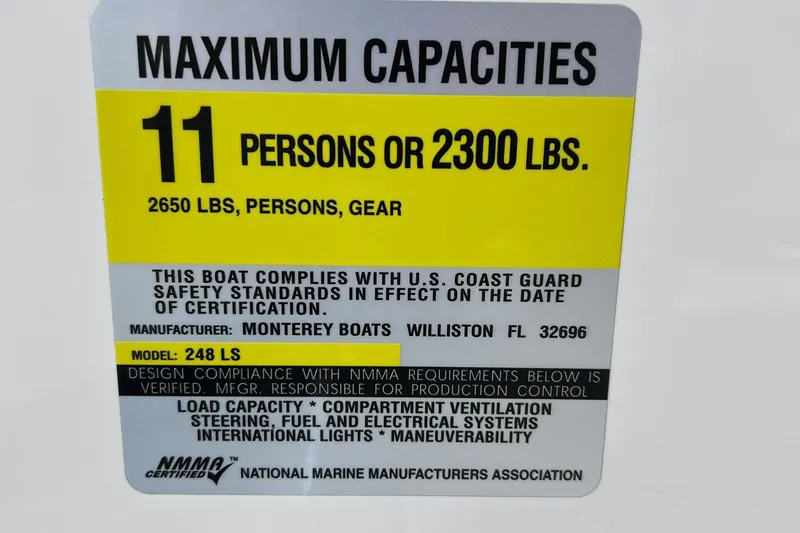 Slide: The Image of 2007 Monterey 248LS Montura Bowrider capacity label: 11 persons or 2300 lbs. - 43