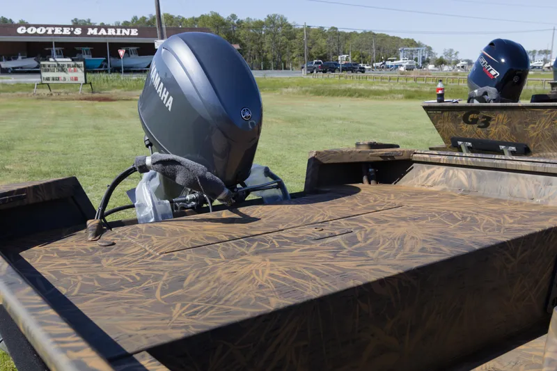 Slide: The Image of 2026 G3 Gator Tough 17 CC boat with Yamaha engine at Gootee's Marine. - 6