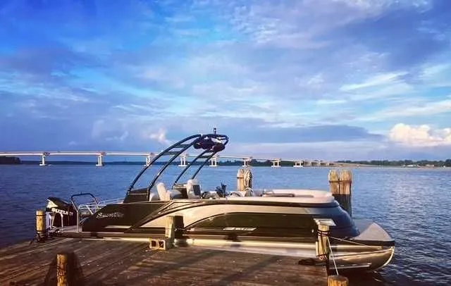 Slide: The Image of Silver Wave 2610 JS Tritoon 2021 - 3