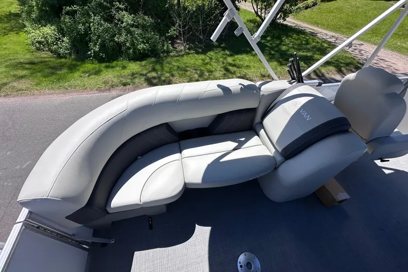 Slide: The Image of 2024 Sylvan Mirage 8522 LZ pontoon boat with luxurious seating on deck. - 9