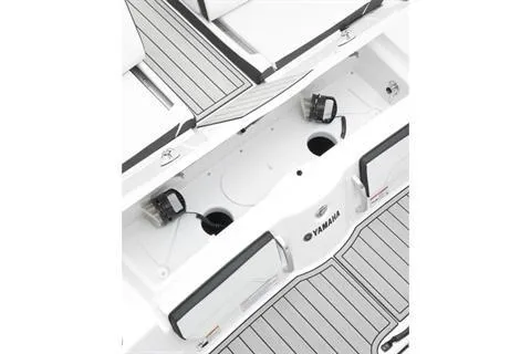 Slide: The Image of 2026 Yamaha Boats 252SD deck with storage compartments and sleek design. - 3