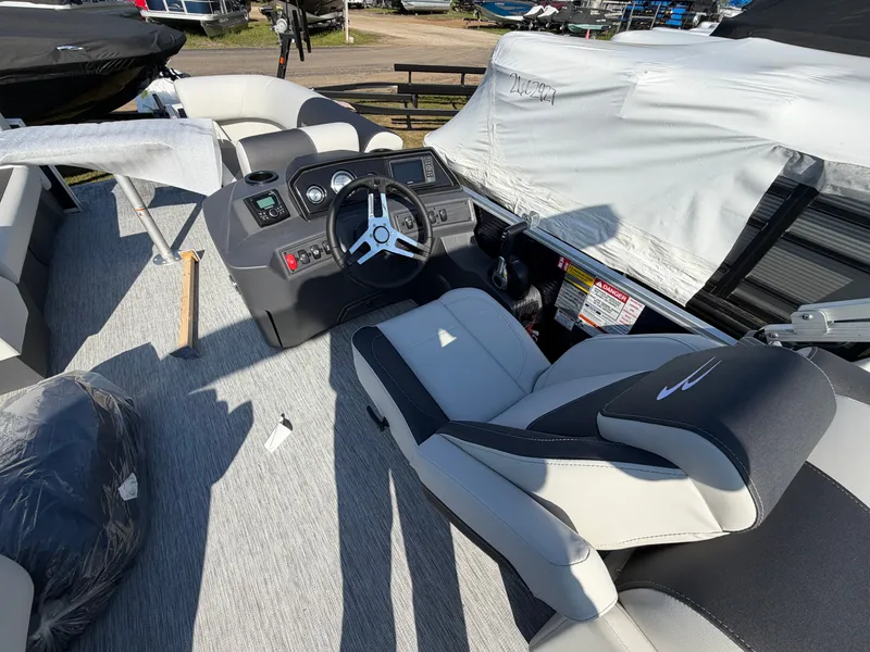 Slide: The Image of Interior of the 2026 Bennington S-1 22 SSR TWIN TUBE boat. - 5