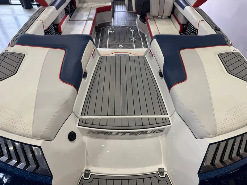 Slide: The Image of Interior of a 2019 Nautique Super Air Nautique G25 boat. - 12