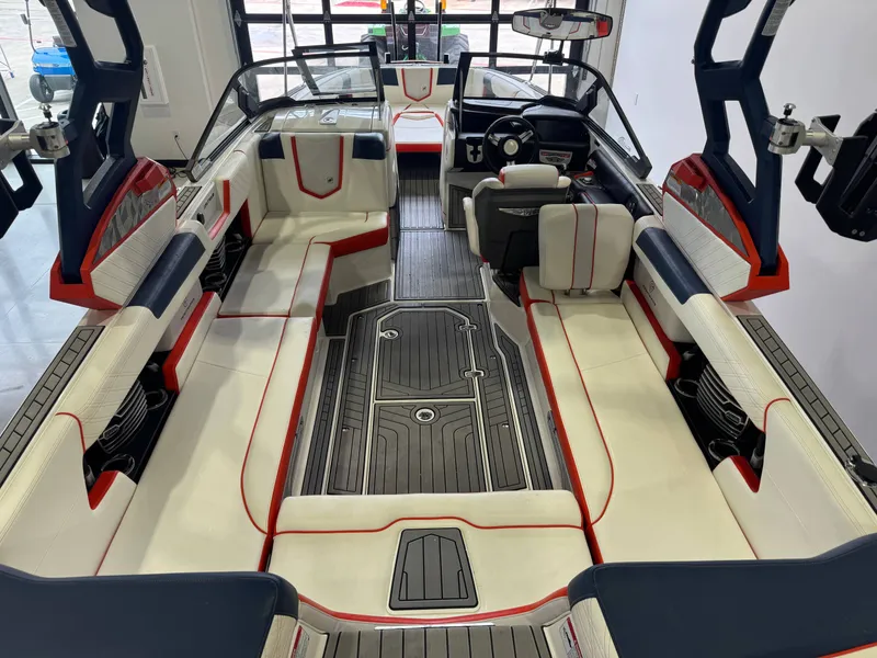Slide: The Image of Interior of a 2019 Nautique Super Air Nautique G25 boat. - 14